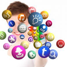 La Historia de las Redes Sociales 1